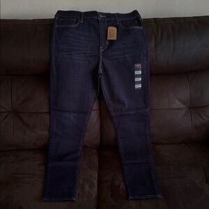 Women’s Jeans